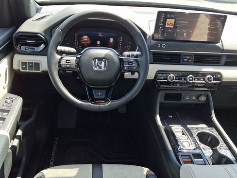 Certified 2026 Honda Passport TrailSport Elite image 12