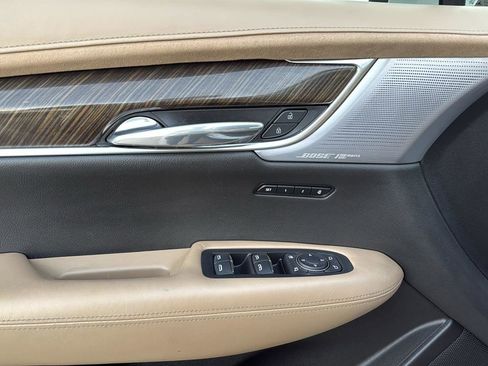 Used 2022 Cadillac XT6 Premium Luxury w/ Platinum Package image 10