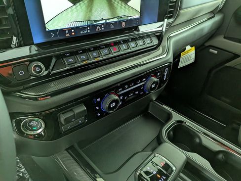 New 2026 Chevrolet Silverado 1500 ZR2 AWD/4WD image 23