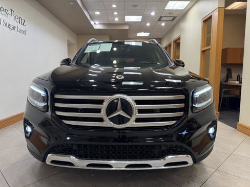 Certified 2024 Mercedes-Benz GLB 250 image 2