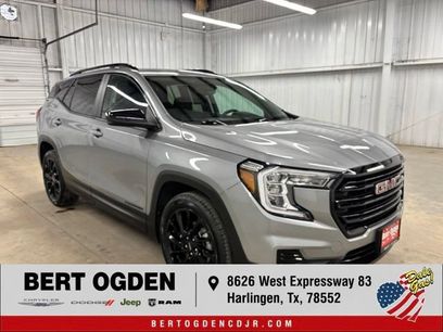 Used 2024 GMC Terrain SLE w/ Driver Convenience Package