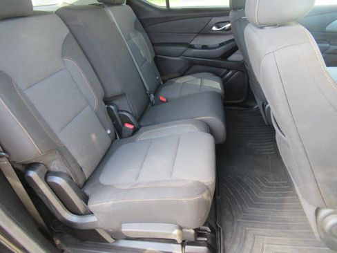 Used 2019 Chevrolet Traverse LS image 26