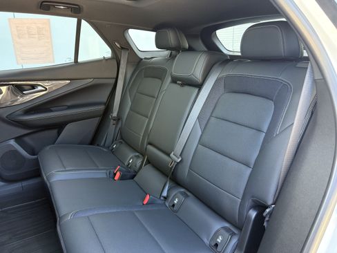 Used 2024 Chevrolet Blazer EV LT AWD/4WD image 12