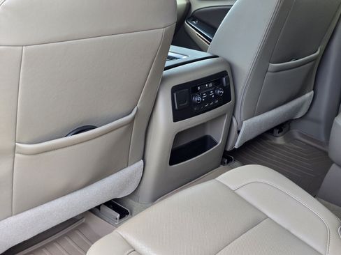 Used 2017 Chevrolet Tahoe Premier RWD image 37