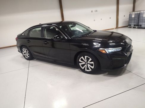 Used 2025 Honda Civic LX image 2