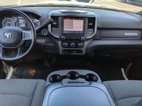 Used 2024 RAM 2500 Big Horn AWD/4WD image 16
