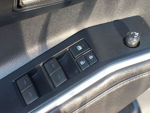Certified 2020 Toyota Highlander LE FWD image 14