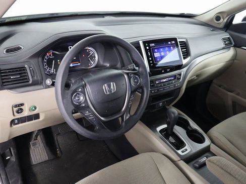 Used 2016 Honda Pilot EX image 5