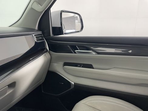 Used 2022 Jeep Wagoneer Series I w/ Convenience Group I image 12