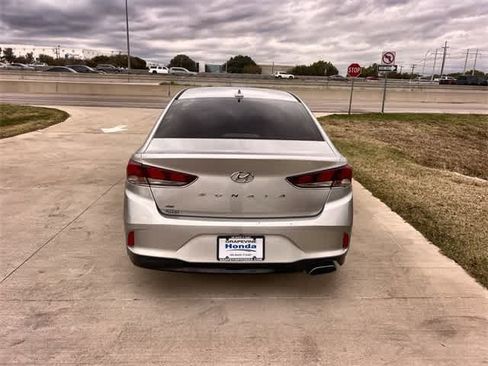 Used 2018 Hyundai Sonata SE image 6
