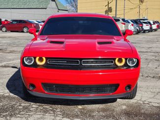 Used 2022 Dodge Challenger SXT video 2