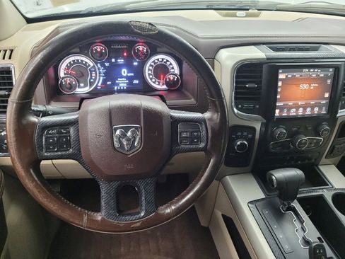 Used 2013 RAM 1500 Laramie w/ Convenience Group image 22