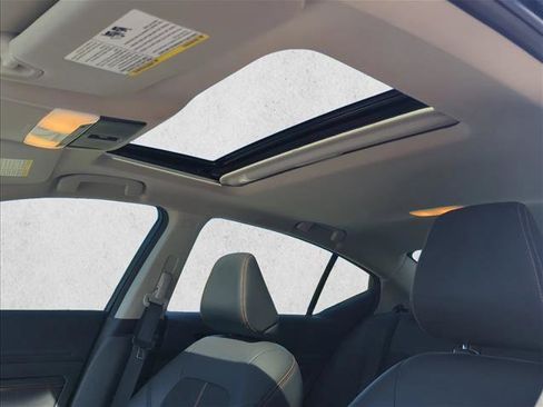 Used 2022 Nissan Altima 2.5 SR w/ Midnight Edition Package image 19