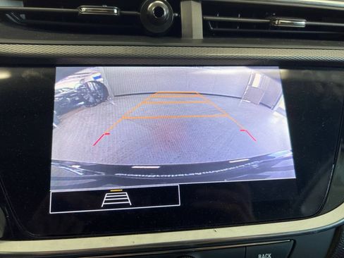 Used 2022 Buick Encore GX Select w/ Experience Buick Package AWD/4WD image 23