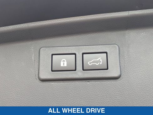 Certified 2025 Subaru Outback Premium AWD/4WD image 20