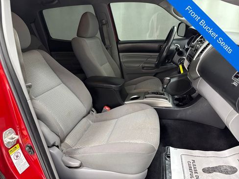 Used 2012 Toyota Tacoma PreRunner image 8