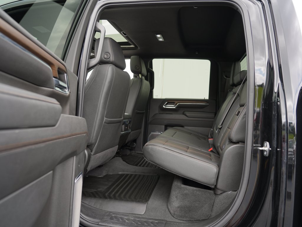 Certified 2024 Chevrolet Silverado 3500 High Country w/ High Country Premium Package AWD/4WD image 18