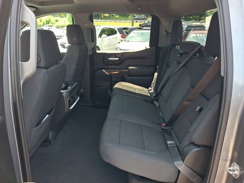 Used 2021 GMC Sierra 1500 Elevation w/ X31 Off-Road Package AWD/4WD image 10