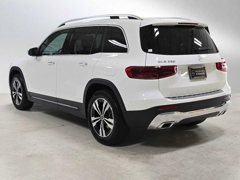 Certified 2026 Mercedes-Benz GLB 250 4MATIC image 6