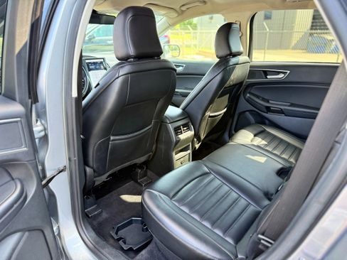 Used 2023 Ford Edge SEL AWD/4WD image 18