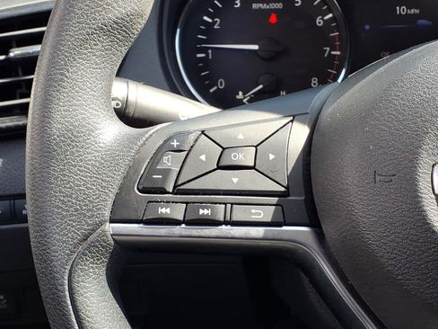 Used 2018 Nissan Rogue Sport S w/ S Appearance Package AWD/4WD image 19