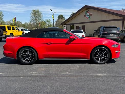 Used 2020 Ford Mustang Premium RWD image 9