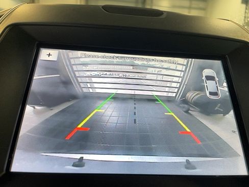 Used 2019 Ford Edge SEL w/ Equipment Group 201A AWD/4WD image 11