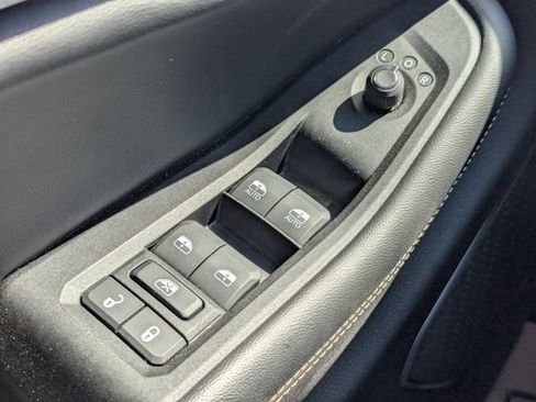 Used 2023 Jeep Grand Cherokee 4WD 4xe w/ Luxury Tech Group II image 26