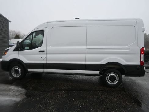 New 2026 Ford Transit 250 148 Medium Roof w/ Load Area Protection Package image 9