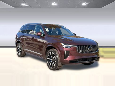 Used 2026 Volvo XC90 B5 Core w/ Protection Package image 7