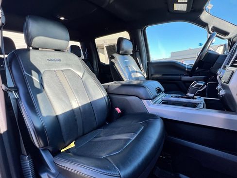 Used 2019 Ford F150 Platinum image 17