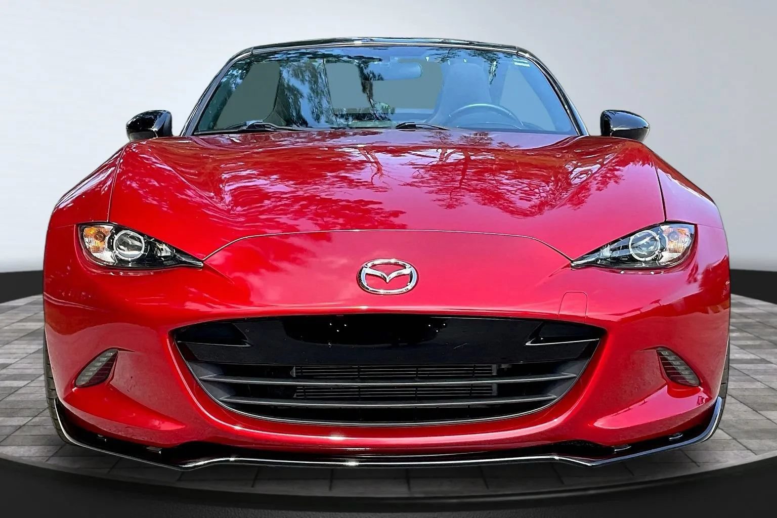 Used 2016 MAZDA MX-5 Miata Club w/ Brembo/BBS Package RWD image 2