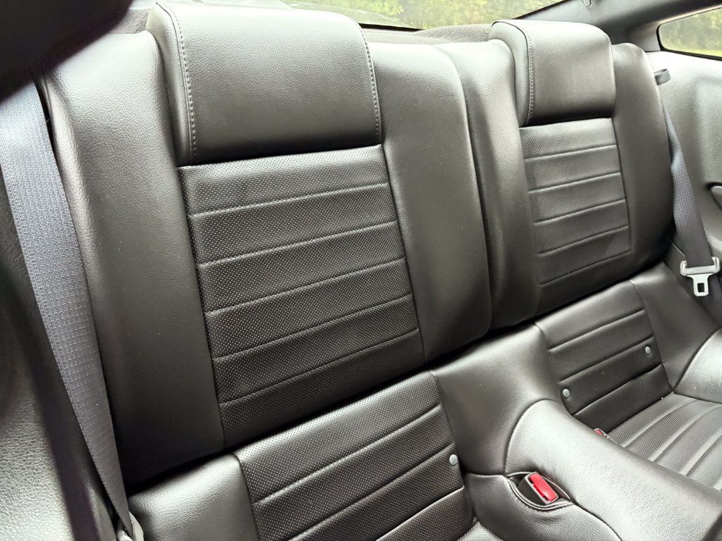Used 2007 Ford Mustang Shelby GT500 RWD image 24