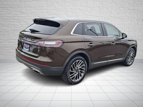 Used 2020 Lincoln Nautilus Reserve w/ Equipment Group 201A FWD image 5