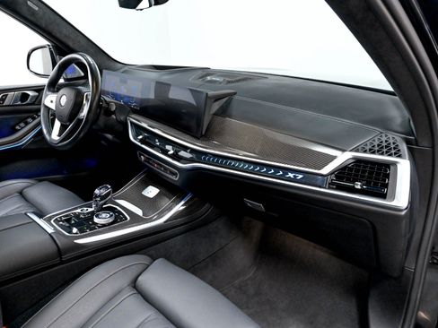 Used 2023 BMW ALPINA XB7 AWD/4WD image 27