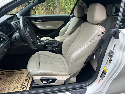 Used 2016 BMW 228i Convertible image 9