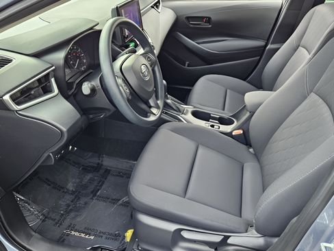Used 2023 Toyota Corolla LE FWD image 12