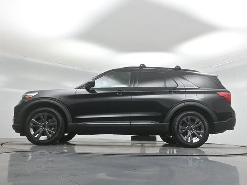 Certified 2023 Ford Explorer XLT w/ Equipment Group 202A image 8