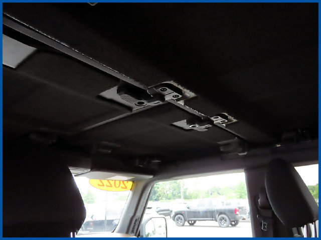 Used 2022 Ford Bronco Outer Banks AWD/4WD image 12