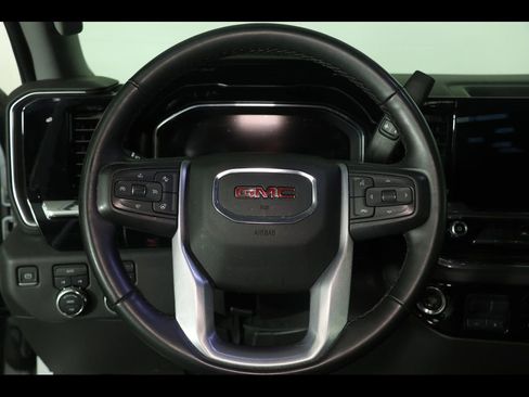 Used 2023 GMC Sierra 1500 SLE AWD/4WD image 27