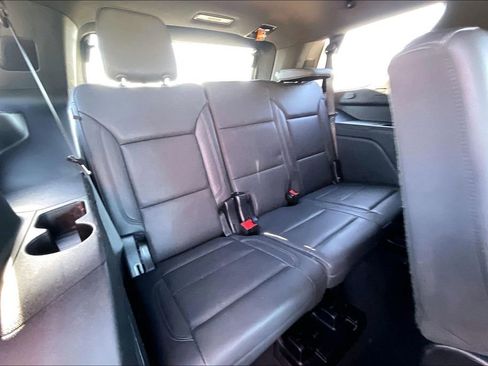 Used 2025 Chevrolet Tahoe Z71 AWD/4WD image 27