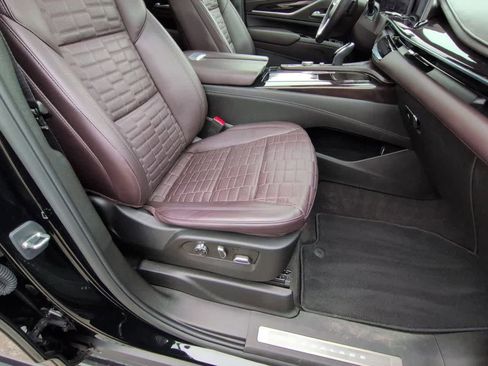 Used 2023 Cadillac Escalade Sport Platinum image 25