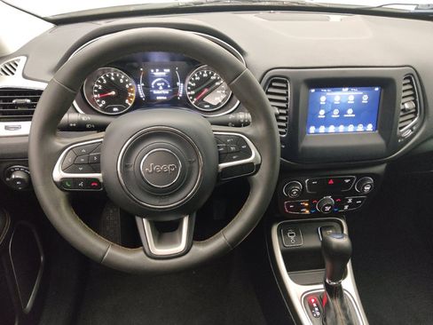 Used 2021 Jeep Compass Latitude FWD image 22