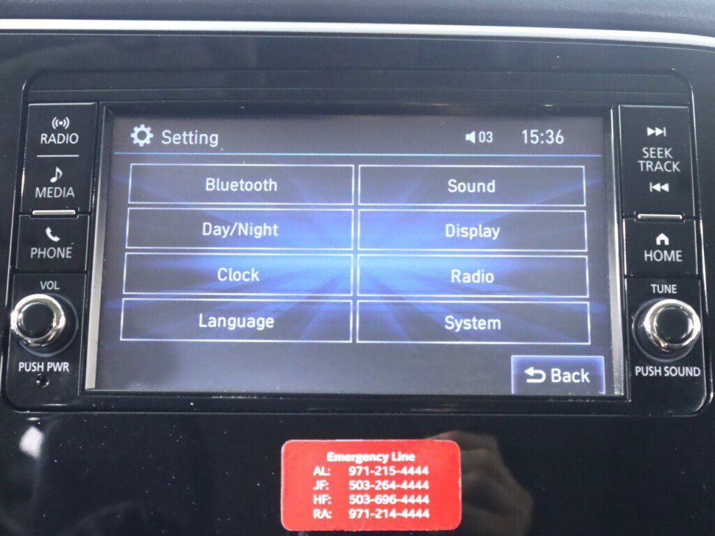 Used 2020 Mitsubishi Outlander ES AWD/4WD image 21