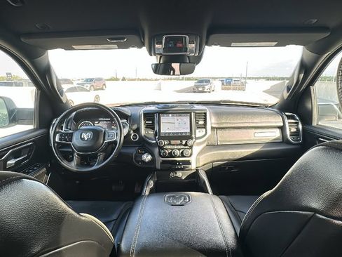 Used 2024 RAM 1500 Laramie RWD image 31