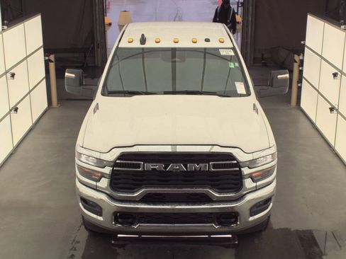 Used 2025 RAM 2500 Tradesman image 2