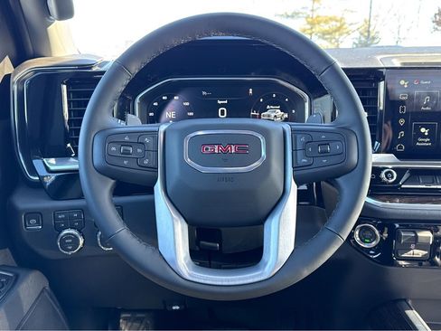 New 2026 GMC Sierra 1500 Elevation image 15