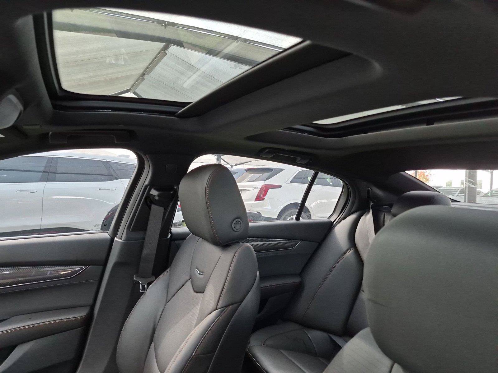 New 2026 Cadillac CT5 Sport w/ Technology Package RWD image 9