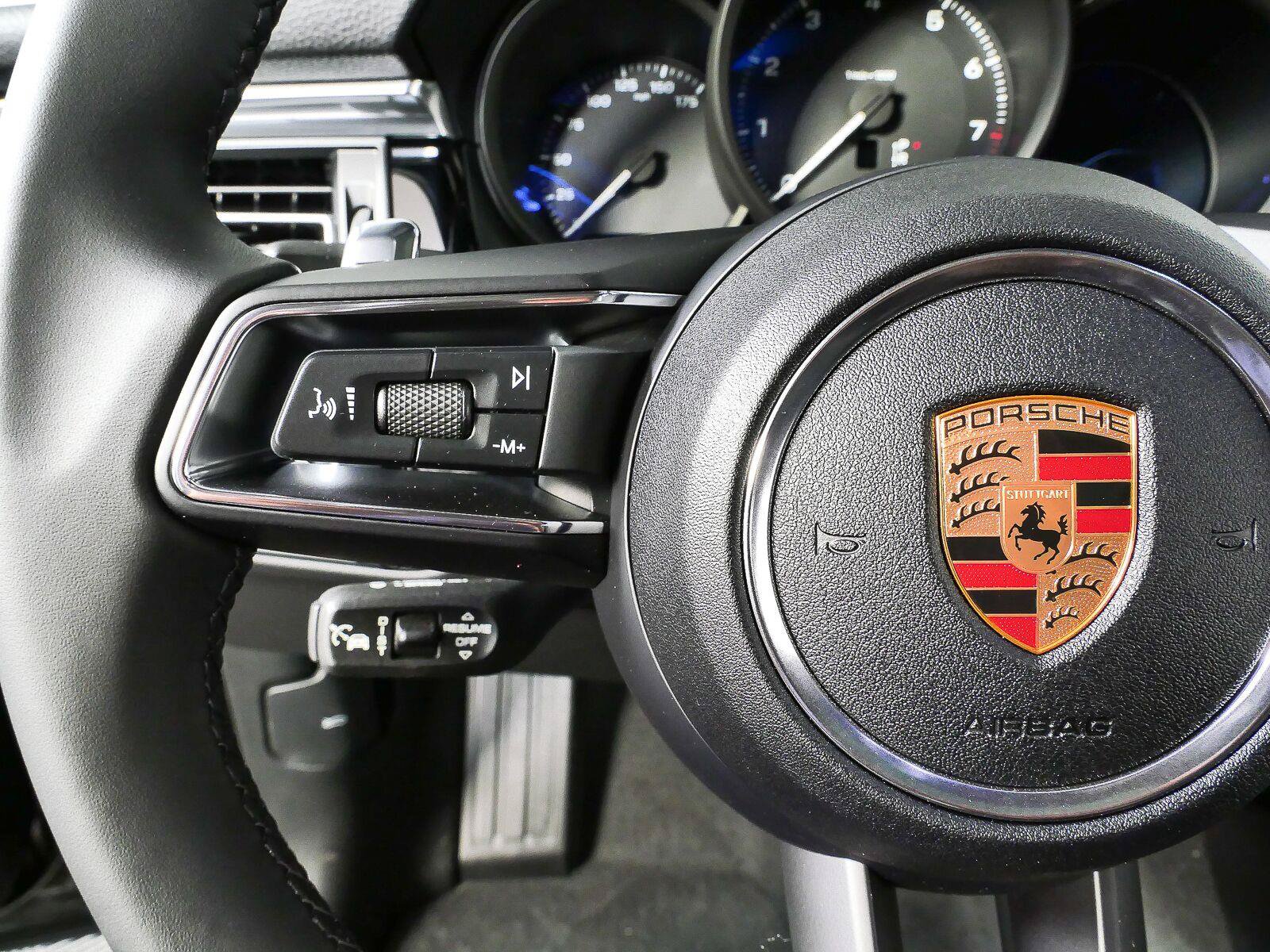 New 2026 Porsche Macan Turbo AWD/4WD image 11