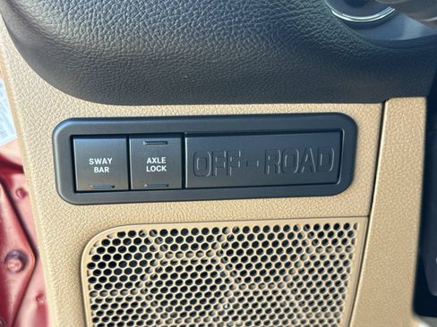 Used 2012 Jeep Wrangler Rubicon w/ PWR Convenience Group AWD/4WD image 26